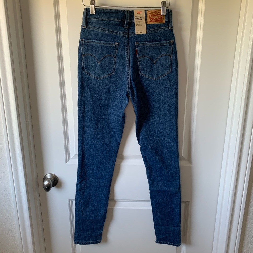 Levi’s 721 high rise skinny jean in lapis trot - Picture 9 of 15